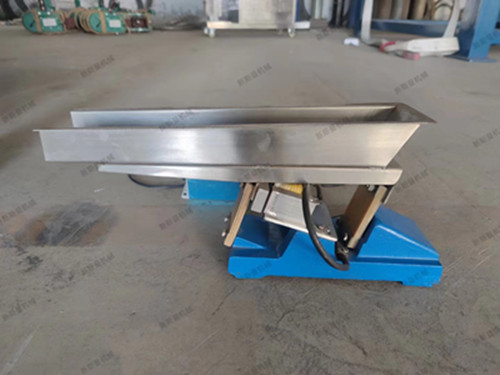 旋振篩,直線振動篩，電磁振動給料機(jī)發(fā)貨走起，