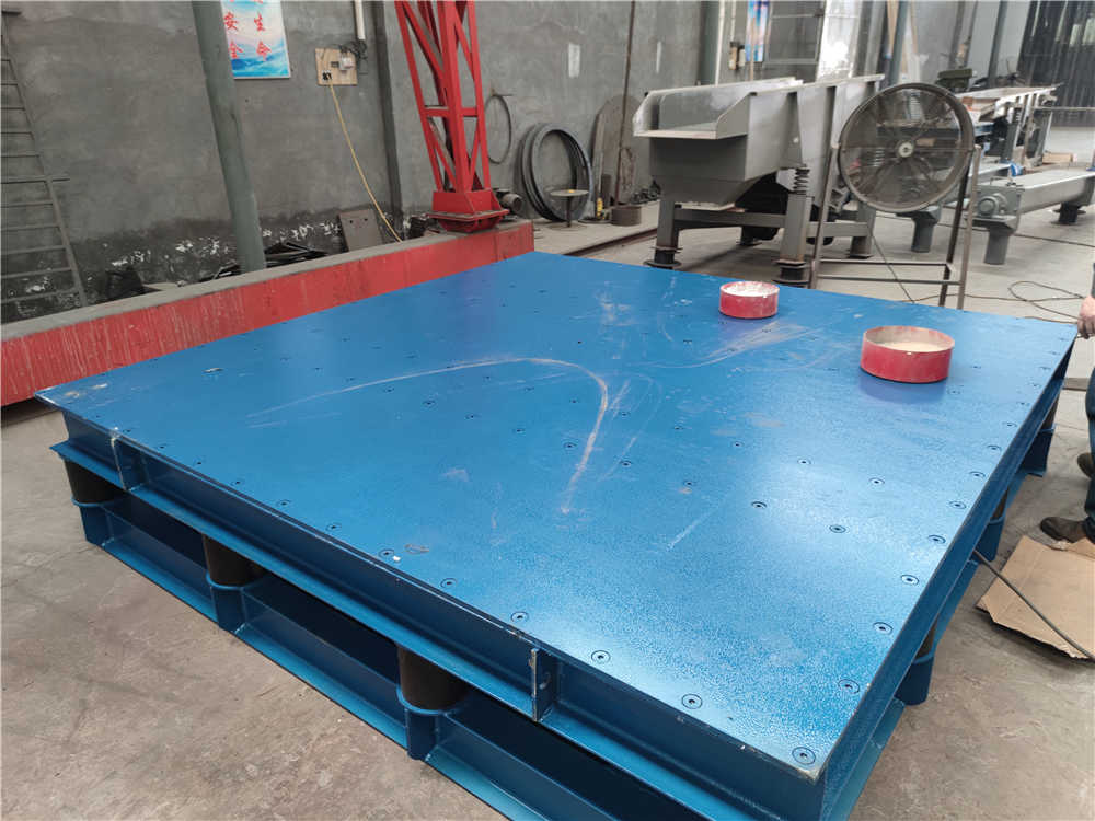 揚州某客戶訂購的康振機械振動平臺于今日發出