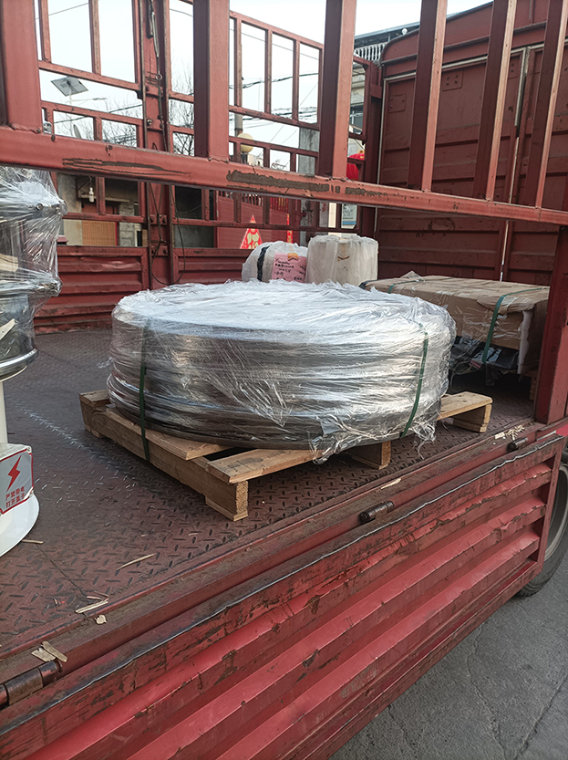 沖孔板網架，編制網架發貨