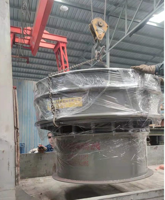 山東淄博的劉經(jīng)理訂購的康振機械振動篩已發(fā)貨